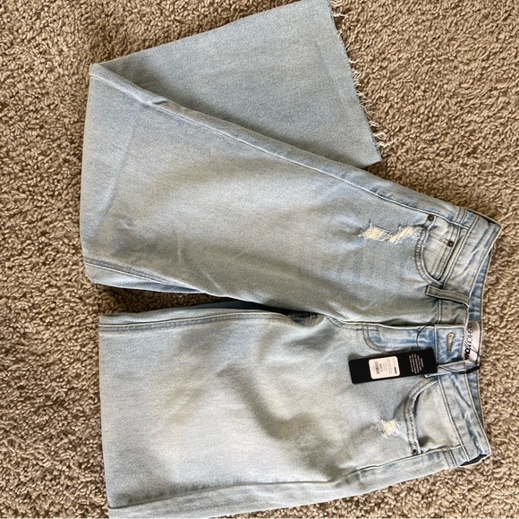 Women’s size 0 Like It That Low Stretch Wide Leg Jeans, new w/ tags Fashion Nova - Picture 4 of 4